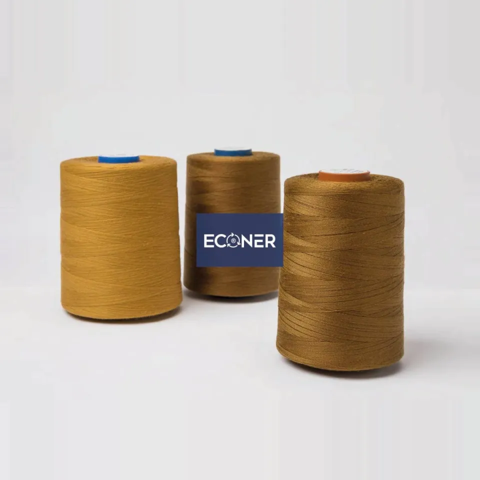 Econer dikiş ipliği bobinleri
